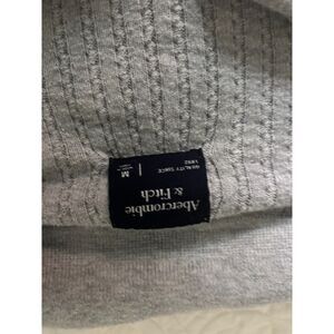 Men's Abercrombie & Fitch Sweater Polo Size M
